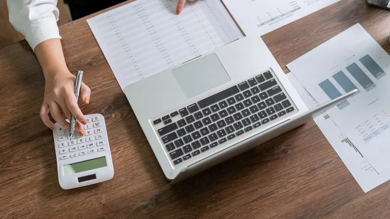 Accounting calculator and spreadsheets